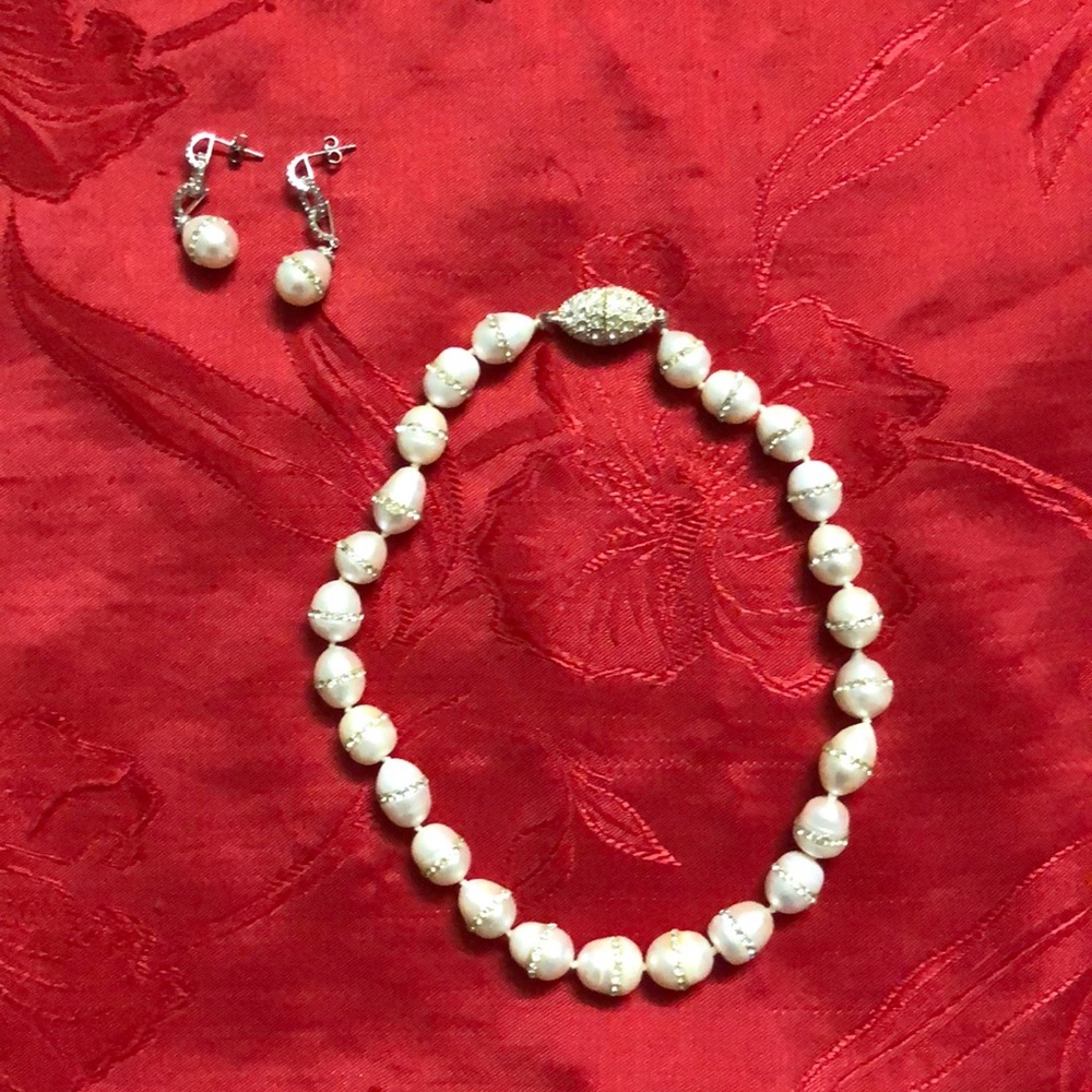 Earring and Necklace Set